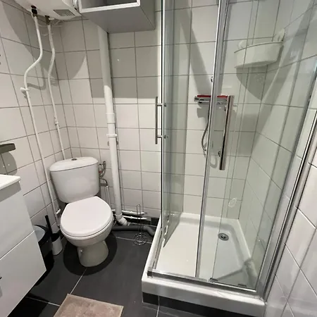 Pivoine Yourhosthelper Apartament *